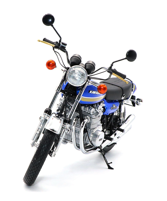 ミニチャンプス 1/12スケール カワサキ Z1 900 スーパー4 1972年 ぺトロールブルー 拡大画像