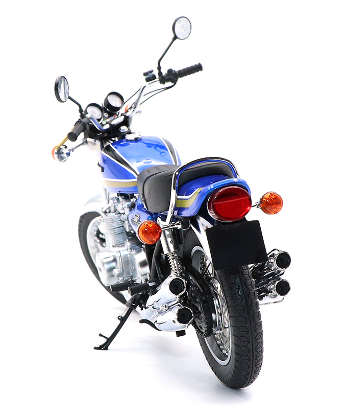 ミニチャンプス 1/12スケール カワサキ Z1 900 スーパー4 1972年 ぺトロールブルー 拡大画像