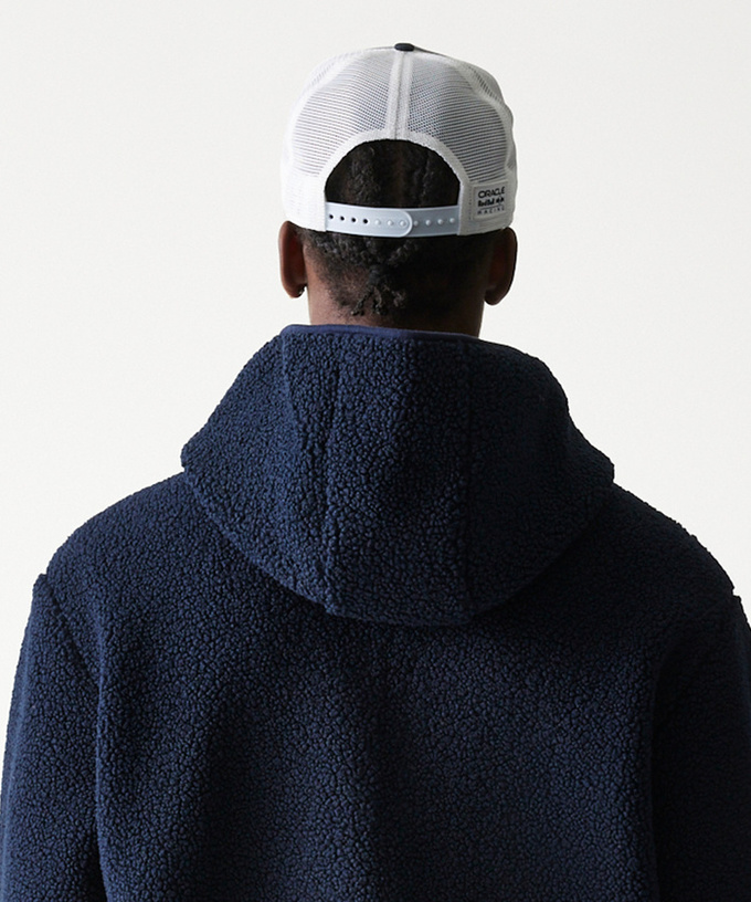 オラクル レッドブルレーシング NewEra フーデッド シェルパ ジャケット拡大画像