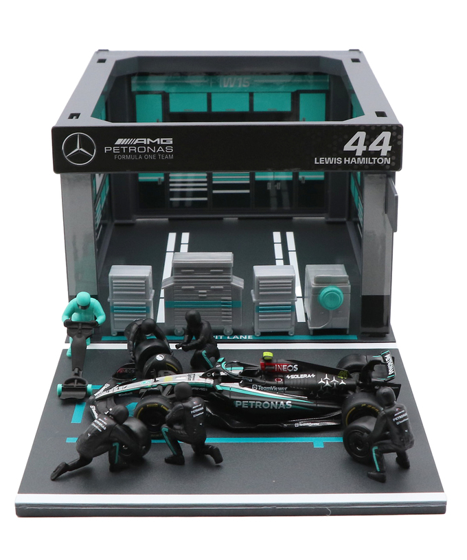 ブラゴ 1/43スケール メルセデス AMG ペトロナス F1 W15 ルイス・ハミルトン ジオラマ ピットストップセット拡大画像