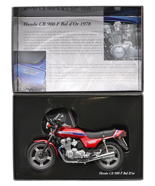 ミニチャンプス 1/12スケール ホンダ CB 900 F ボルドール 1978 レッド