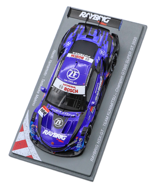 スパーク 1/43スケール レイブリック NSX-GT チームクニミツ No.100 山本尚貴 / 牧野任祐 2020年 スーパーGT GT500 チャンピオンボード付き