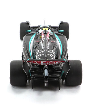 ミニチャンプス 1/18スケール メルセデス AMG ペトロナス F1 W15 E パフォーマンス ルイス・ハミルトン 2024年 /24f1m