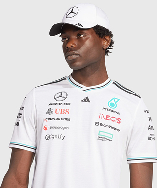 【オーセンティック】メルセデス AMG ペトロナス F1 チーム ドライバー Tシャツ ホワイト 2025 /アディダス/TM-W