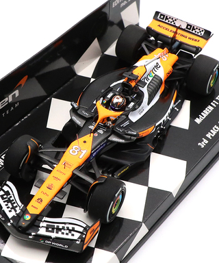 ミニチャンプス 1/43スケール マクラーレン F1 チーム MCL38 オスカー・ピアストリ 2024年 シンガポールGP 3位入賞
